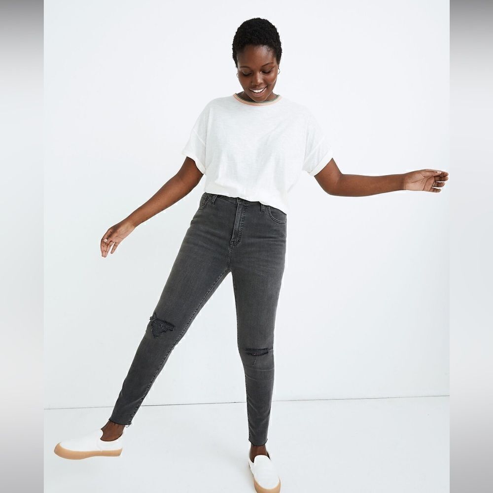 EUC WOMEN’S SIZE 26 MADEWELL 9” HIGH-RISE SKINNY BLACK JEANS